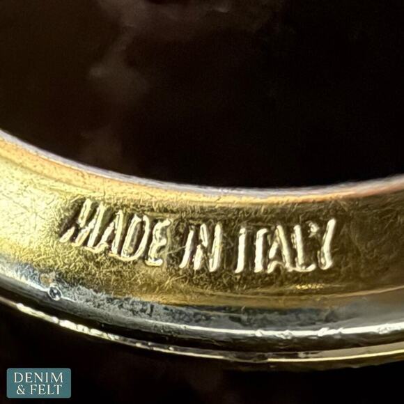 Gucci Monogram Leather Heart Key Ring in Magenta Pink with Gold Hardware - Picture 11 of 12